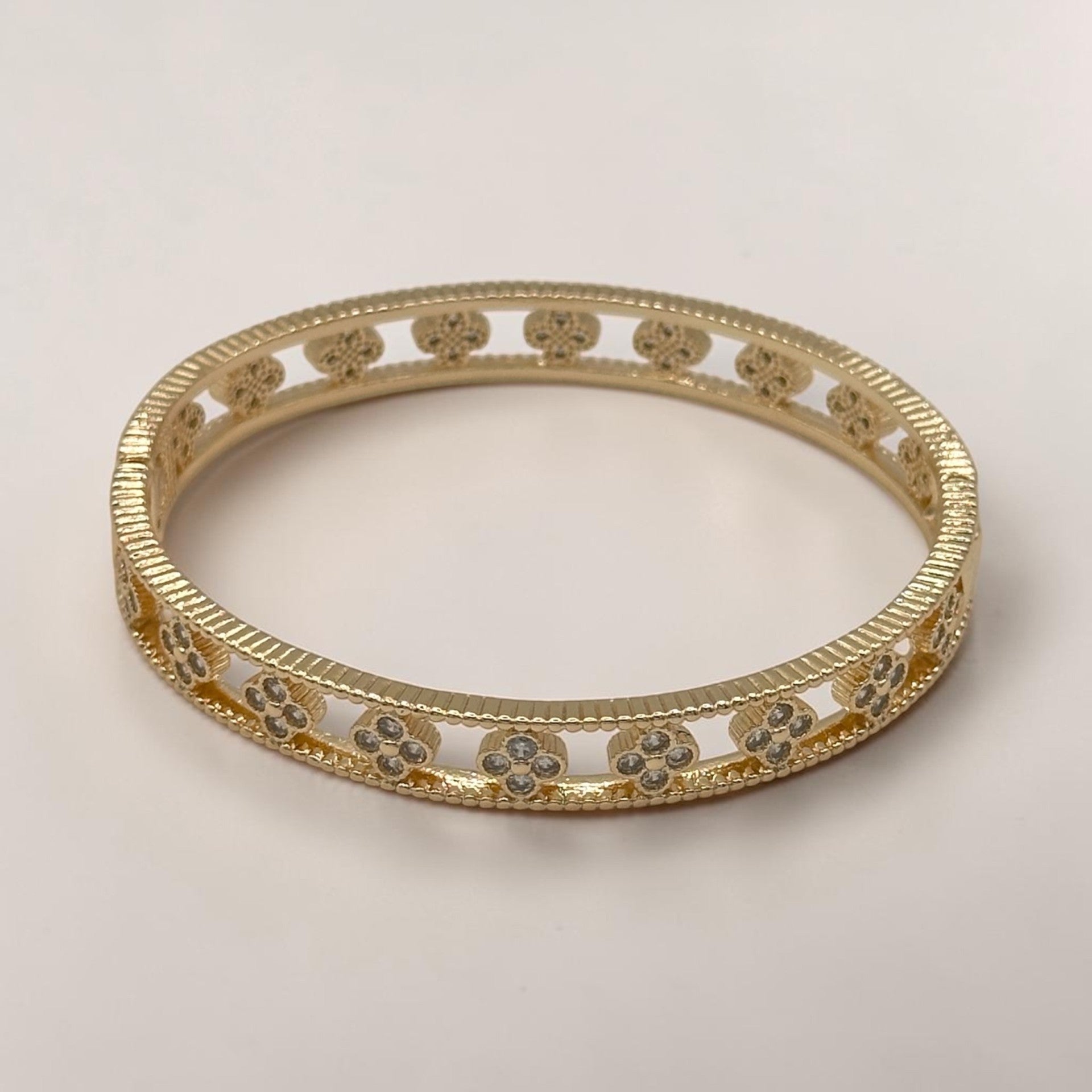 Drose Golden Clover Bangle