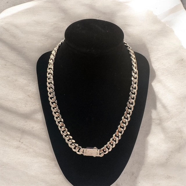 Cuban Chain with Iced out Box Lock 10mm