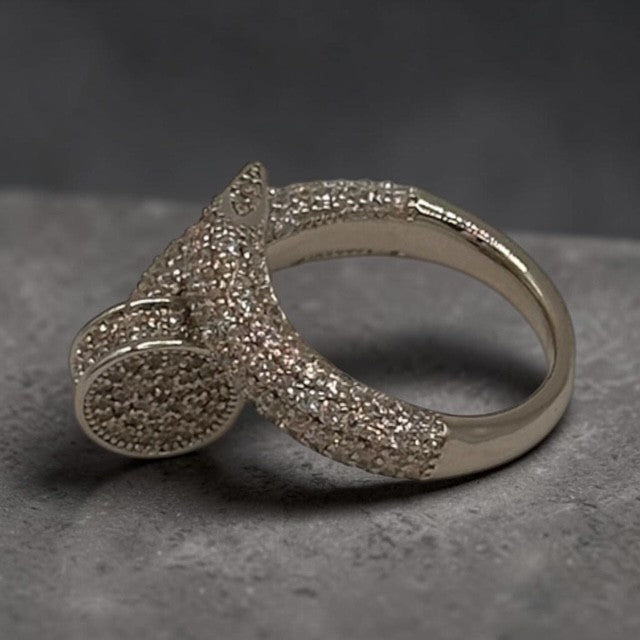 Nail Ring