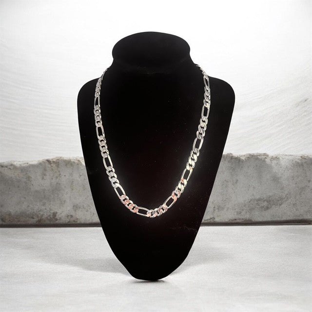 Unisex 18 Inch Figaro Chain 8.1mm