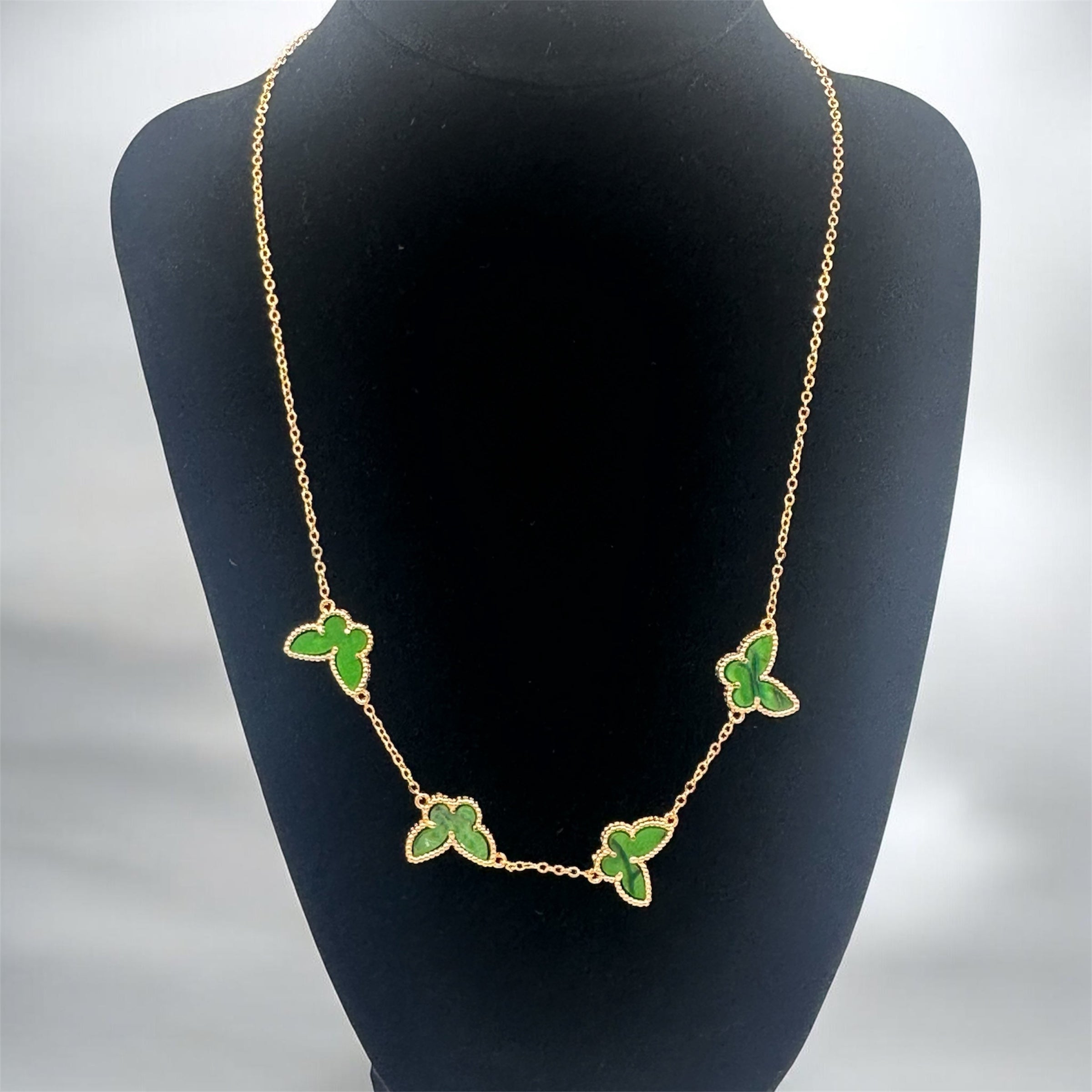 Drose Flutter Necklace