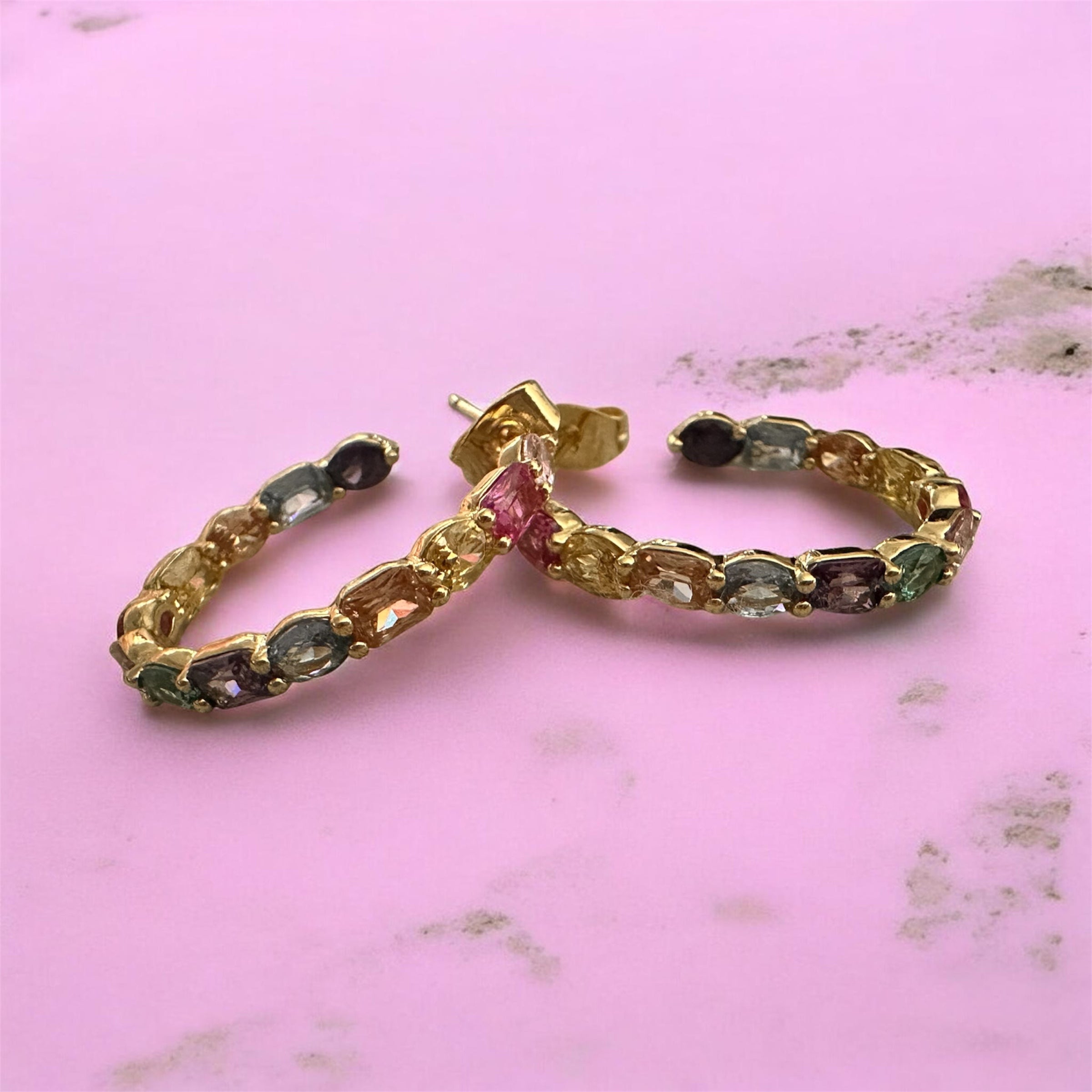 Oval Rainbow Push Back Hoops
