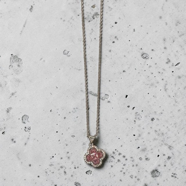 White Gold Pink clover