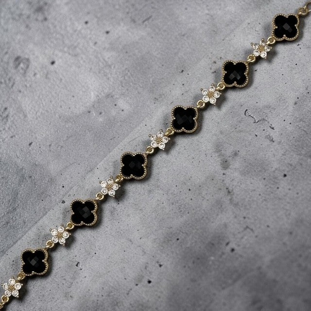 Black glass clover