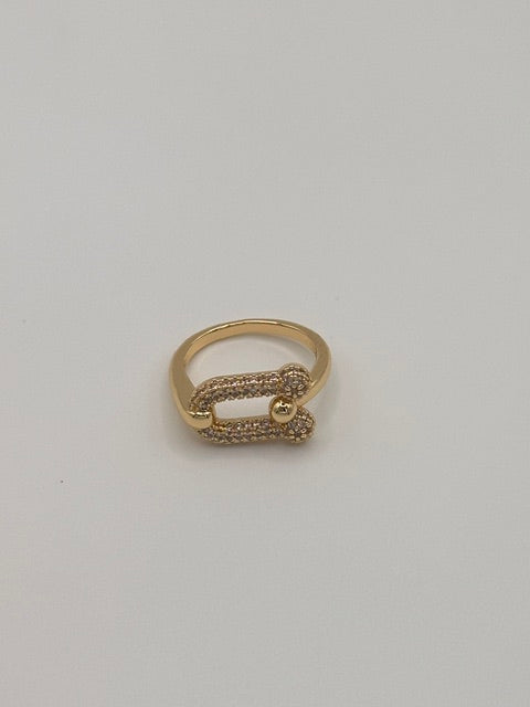 horse shoe ring