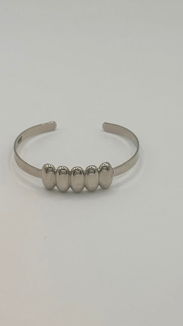 Sleek Sliver Bangle