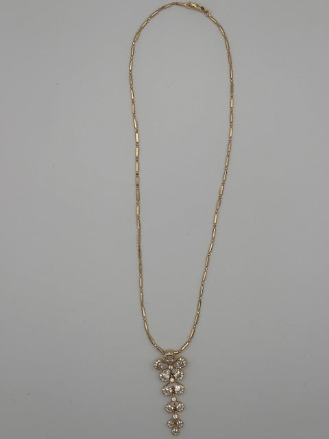 Flower necklace